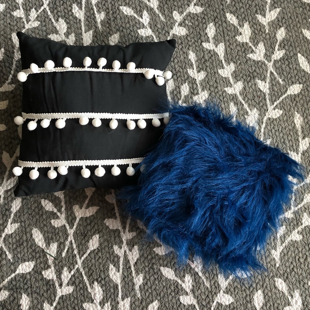 Mini Pillows